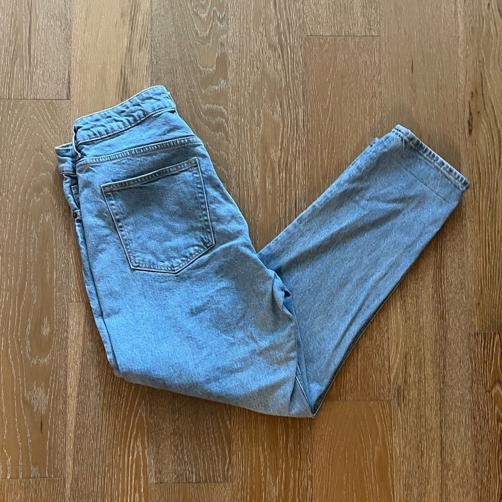 H&M Light Blue Women Jeans gently worn